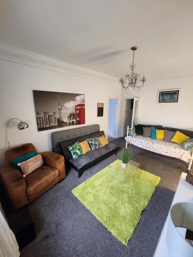 Апартаменты Russell Square Брайтонн
